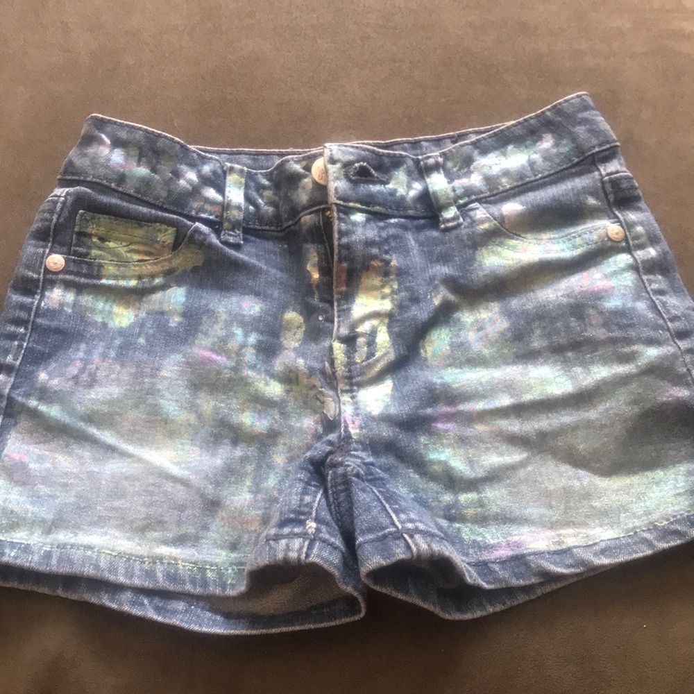 Shiny justice shorts